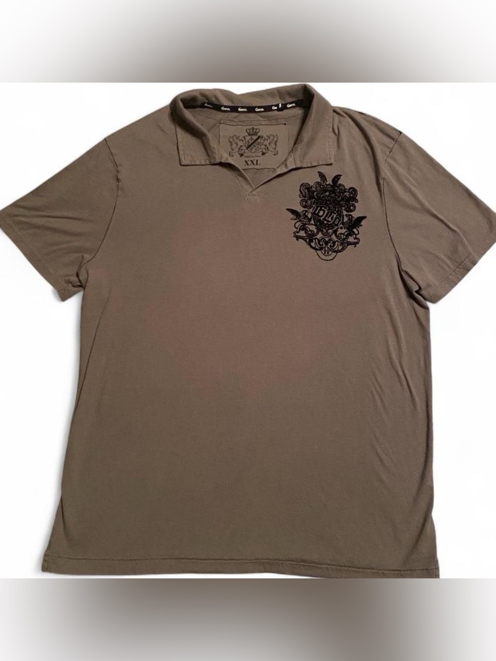 Guess Men's Polo Shirt in Olive Green with Black Crest